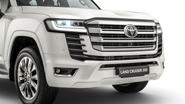 АБСОЛЮТНО НОВЫЙ Toyota Land Cruiser 1