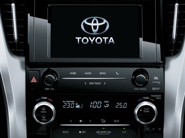 Toyota Alphard 24