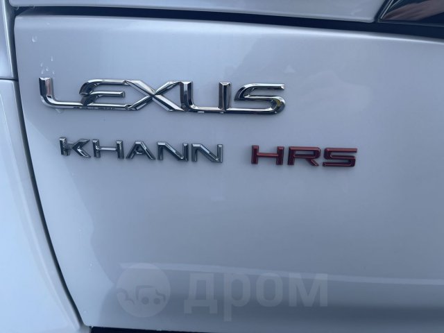 Lexus LX570 8